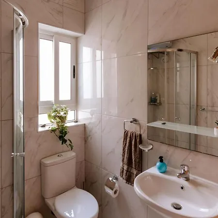 Arzella - Spacious Two Bedroom Apartments Xlendi Exterior photo