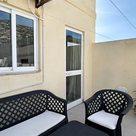 Arzella - Spacious Two Bedroom Apartments Xlendi Exterior photo