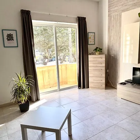Arzella - Spacious Two Bedroom Apartments Xlendi Exterior photo