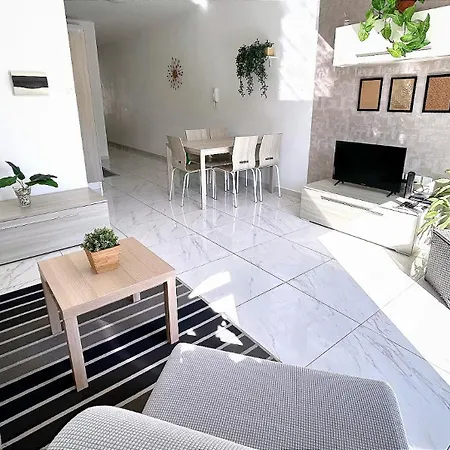 Arzella - Spacious Two Bedroom Apartments Xlendi Exterior photo