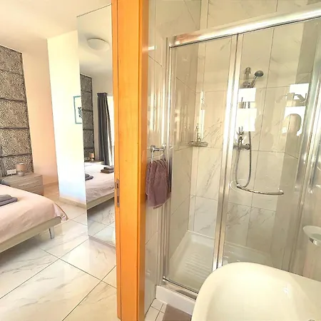Arzella - Spacious Two Bedroom Apartments Xlendi Exterior photo