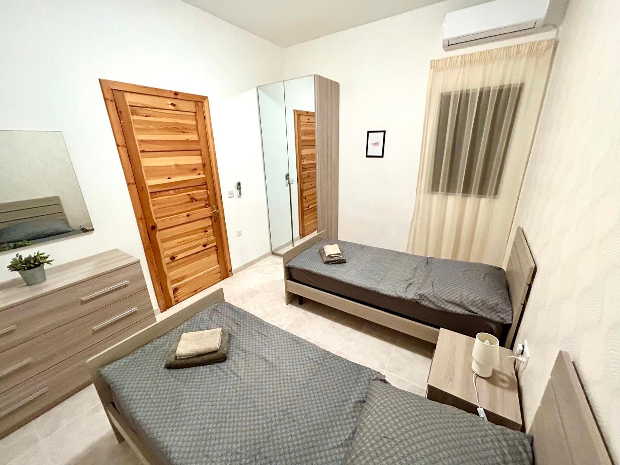 Arzella - Spacious Two Bedroom * Xlendi