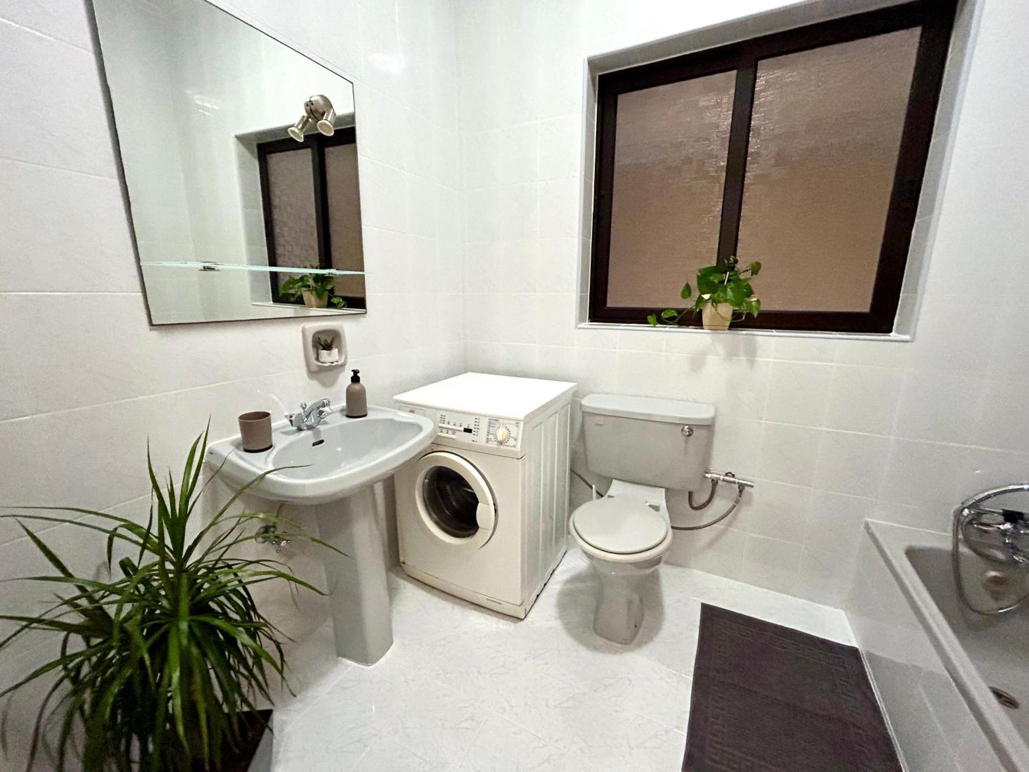 Arzella - Spacious Two Bedroom * Xlendi