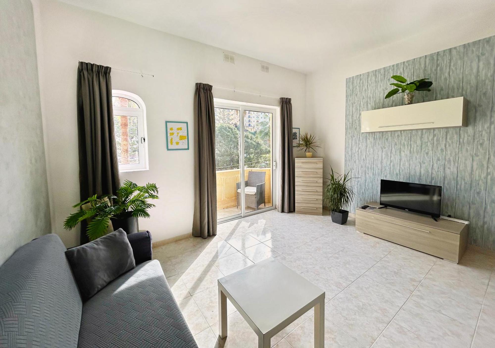 Homestay Arzella - Spacious Two Bedroom Xlendi
