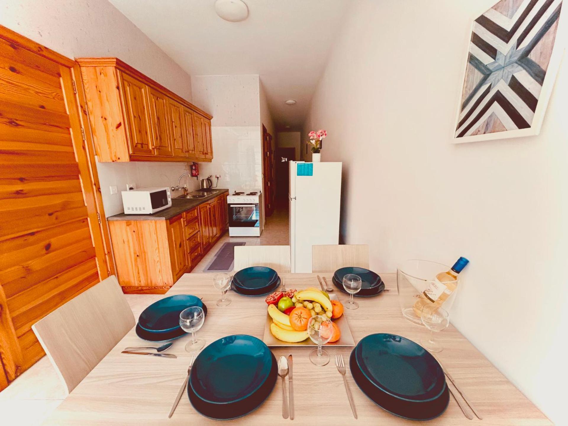 Arzella - Spacious Two Bedroom * Xlendi