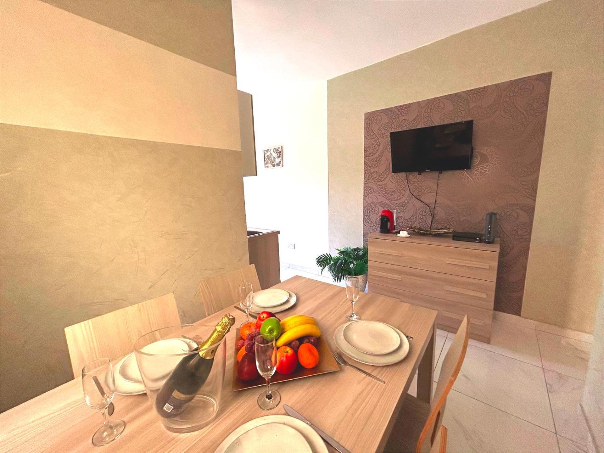 Arzella - Spacious Two Bedroom
