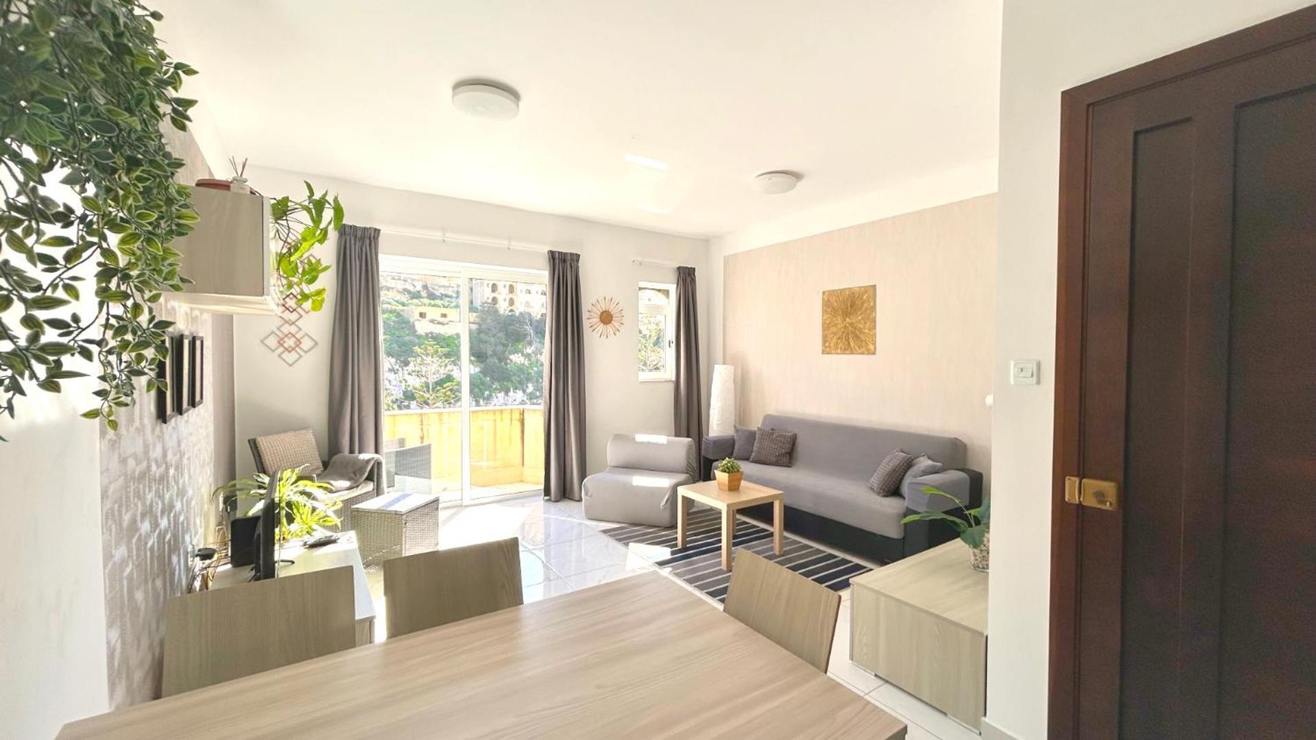 Arzella - Spacious Two Bedroom Xlendi