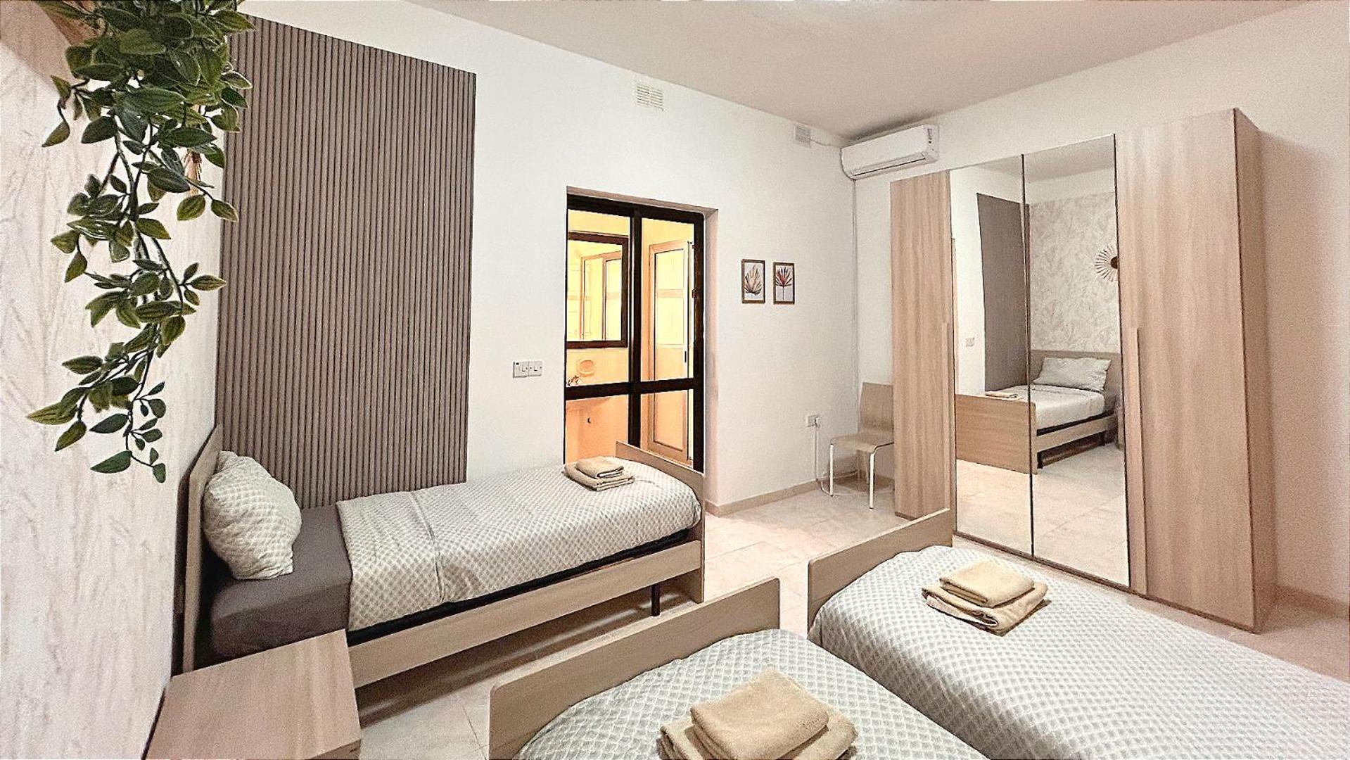 Arzella - Spacious Two Bedroom